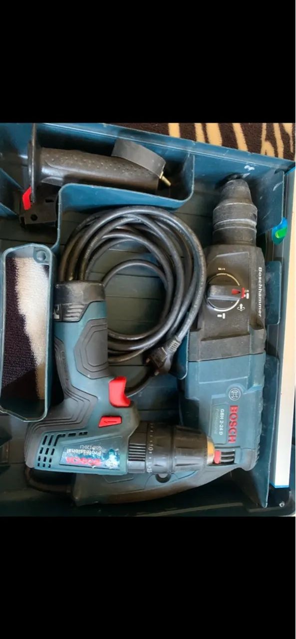 Bosch Martelete Perfurador /Bosch Parafusadeira. $ 1.000 
