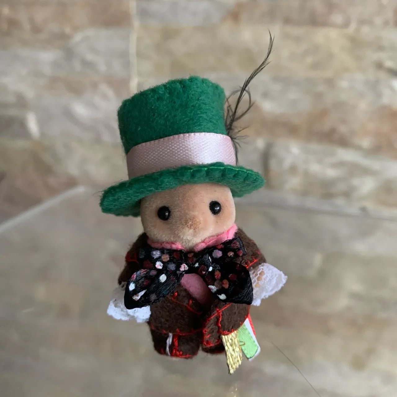 Roupinha Chapeleiro Maluco Sylvanian Families 
