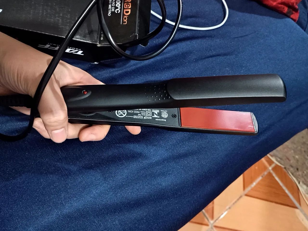 Prancha de Cabelo Taiff Red Ion 200°C - Foto 3