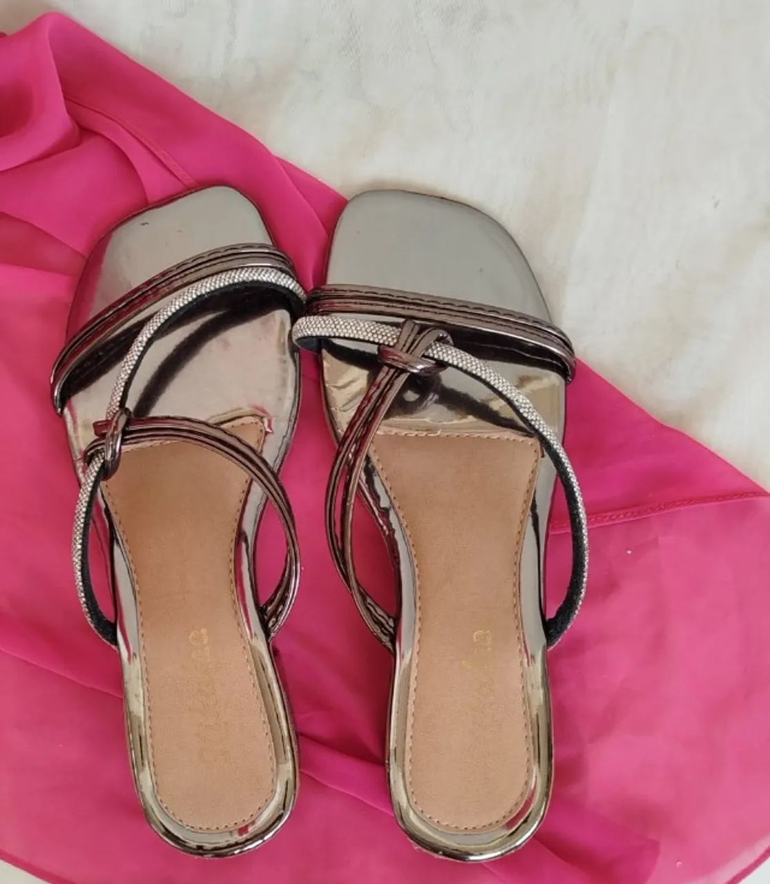 SANDÁLIA/TAMANCO TIRAS COM STRASS - Foto 3