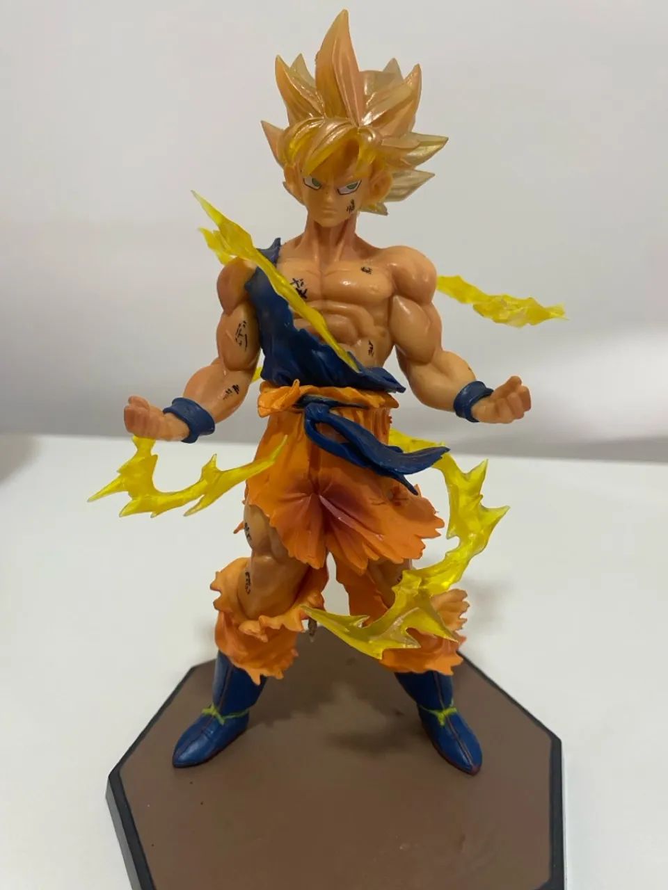 Boneco Dragon Ball Z - Goku Super Sayajin