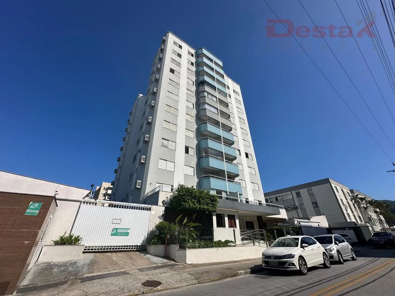 Apartamento no Bairro Centro - Biguaçu