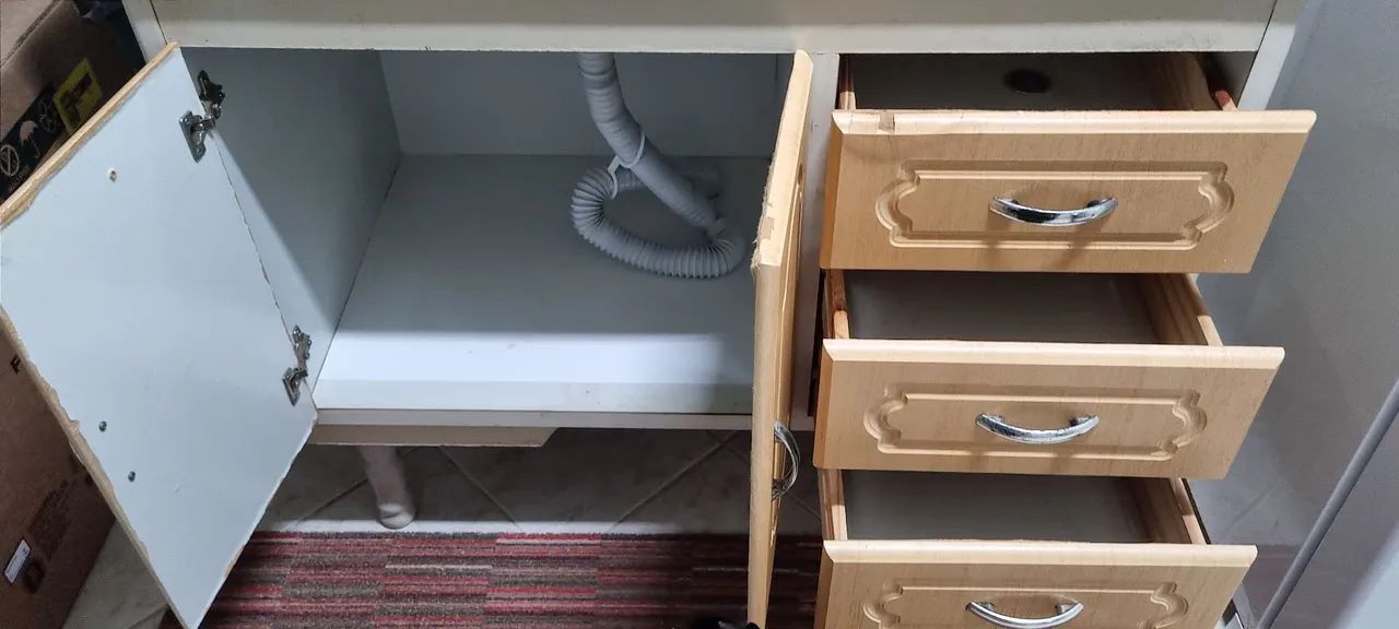 Pia de cozinha64595788902786122