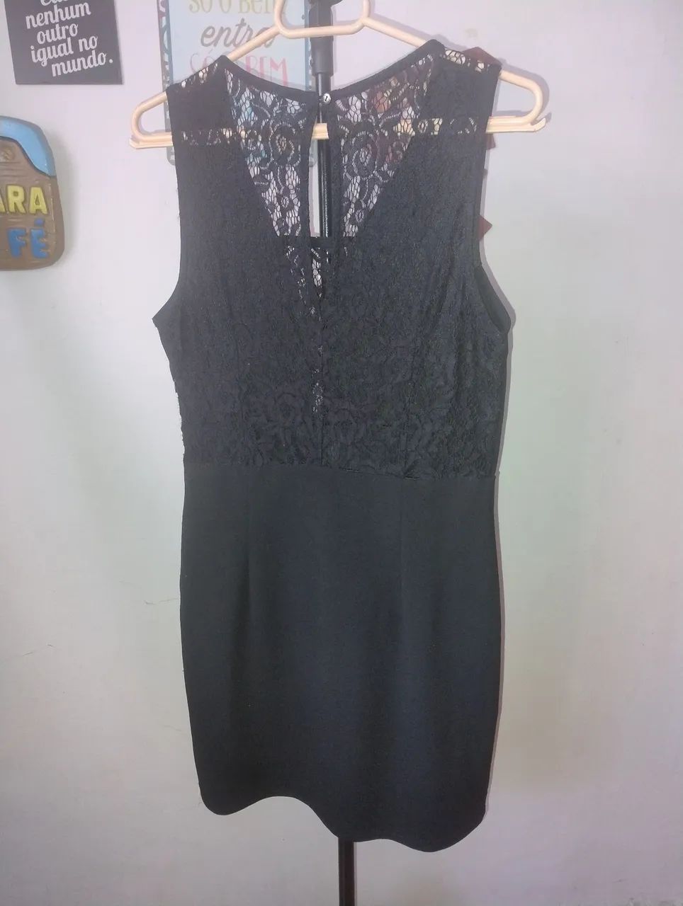 VESTIDO COM RENDA - Veste  P e M - Foto 2