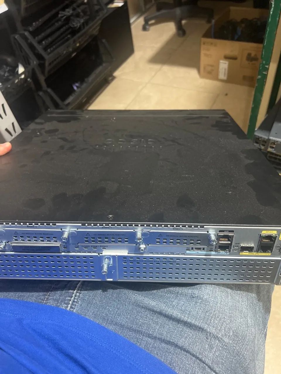 Cisco 2921 roteador profissional usado - Foto 2