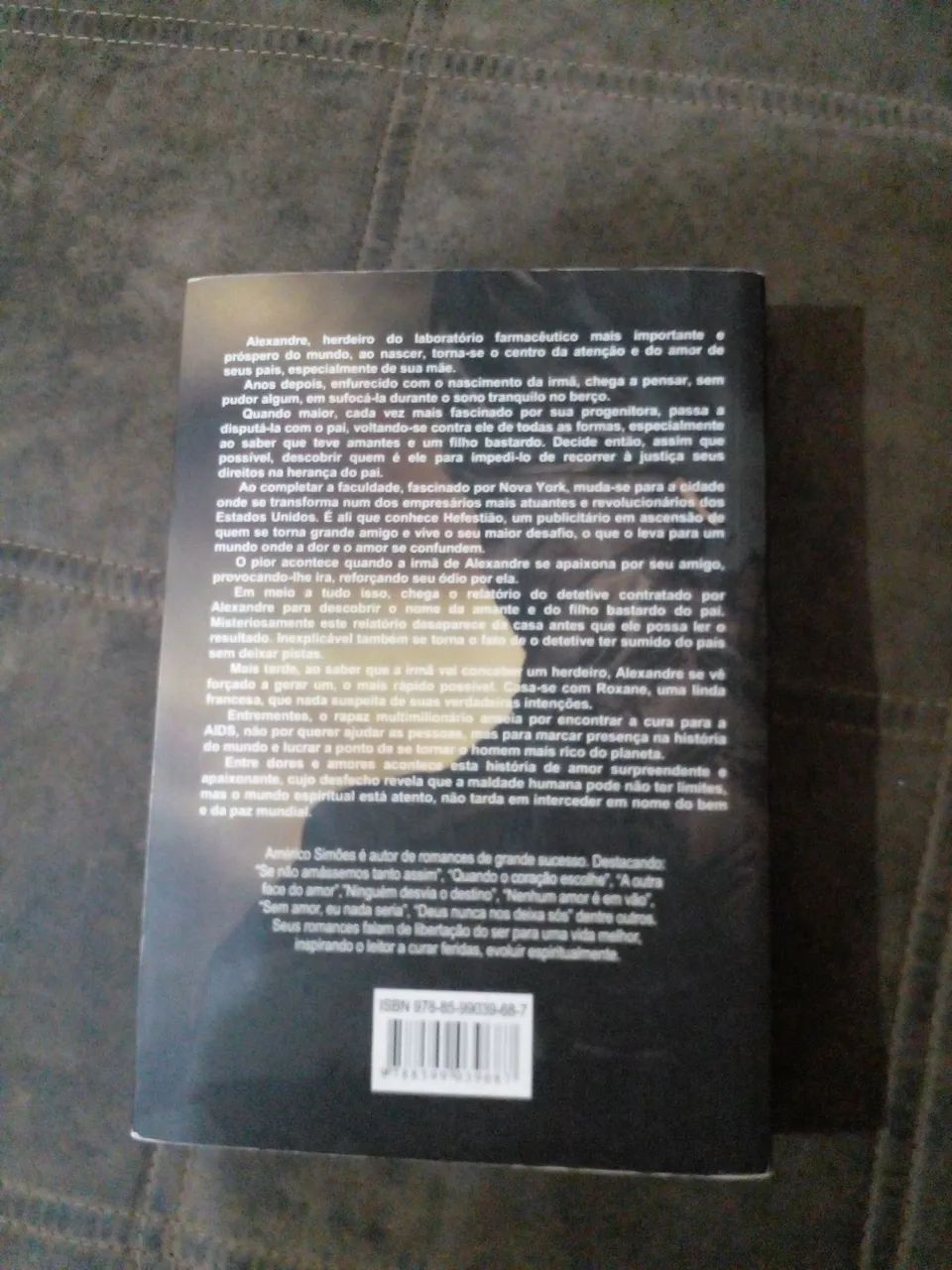 Livro O que Restou de Nós  - Foto 2