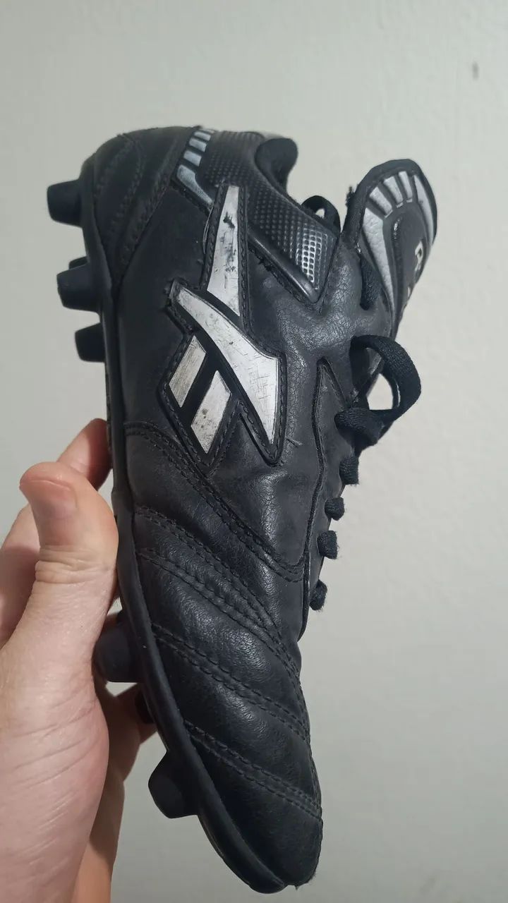 Conserto de chuteira e calçados 