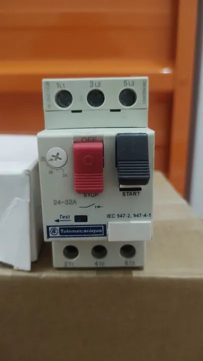 Disjuntor Motor GV2ME32 Telemecanique - Foto 2