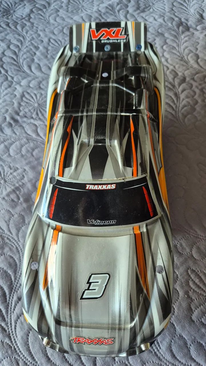 Automodelo rc Traxxas bolha shell Rustler 4x2  - Foto 2