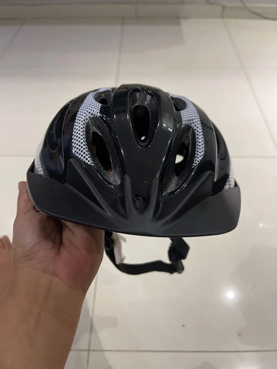 Capacete Atrio MTB 2.0 Preto e Branco  - Foto 4