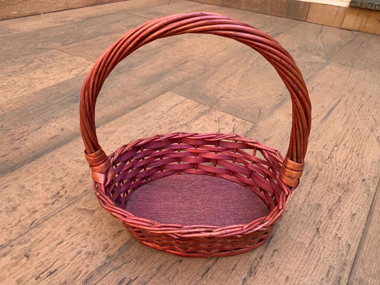 Cesta Decorativa Artesanal em Vime