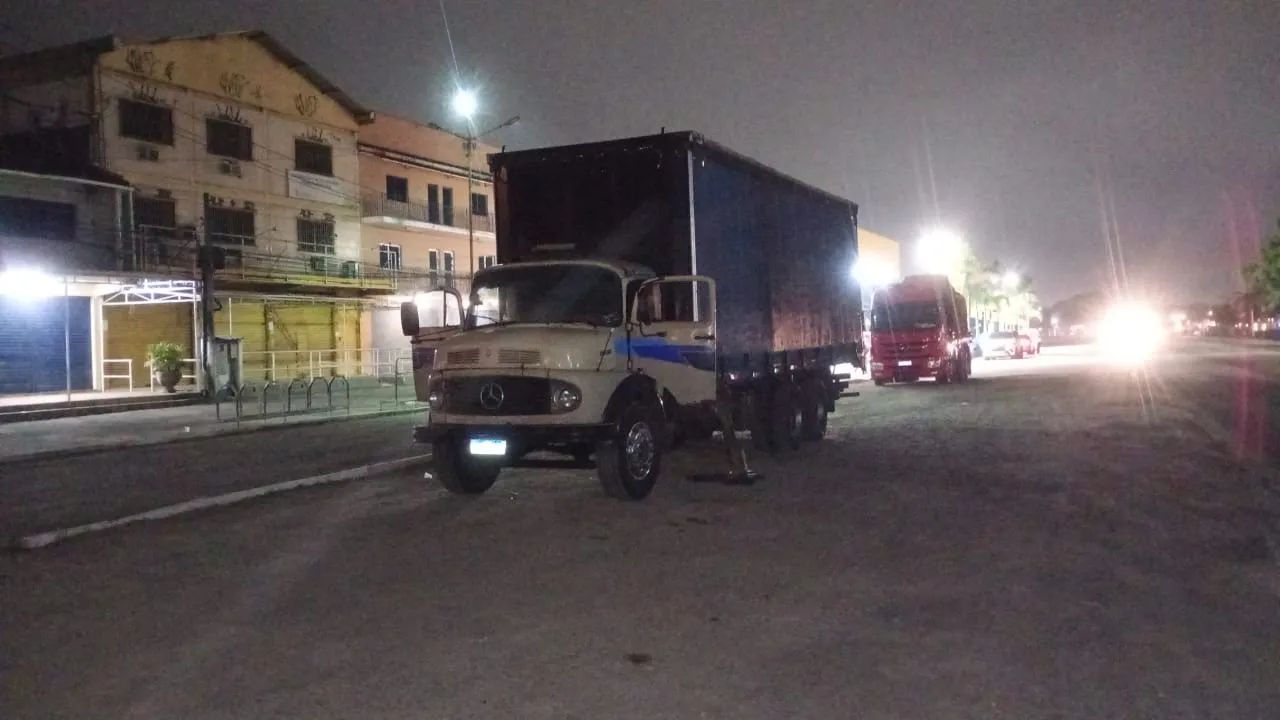 MB 2213 - com preço de 1113 passa com 14 ton na balança