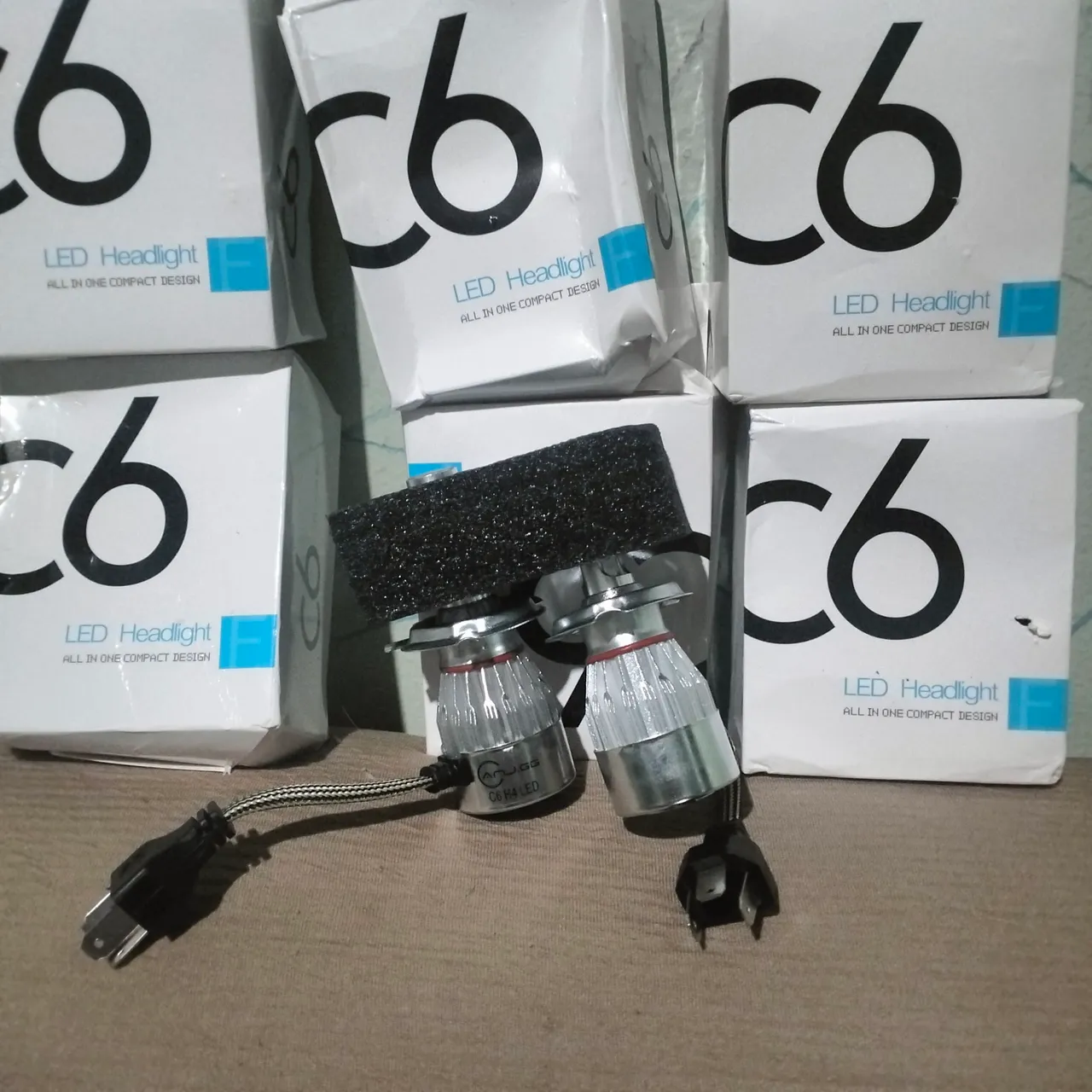 Par lampada h4 $65 aparelho via BT $85