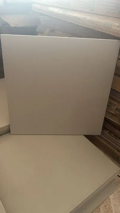 Porcelanato / Pastilha piscina / Bordas - Foto 3