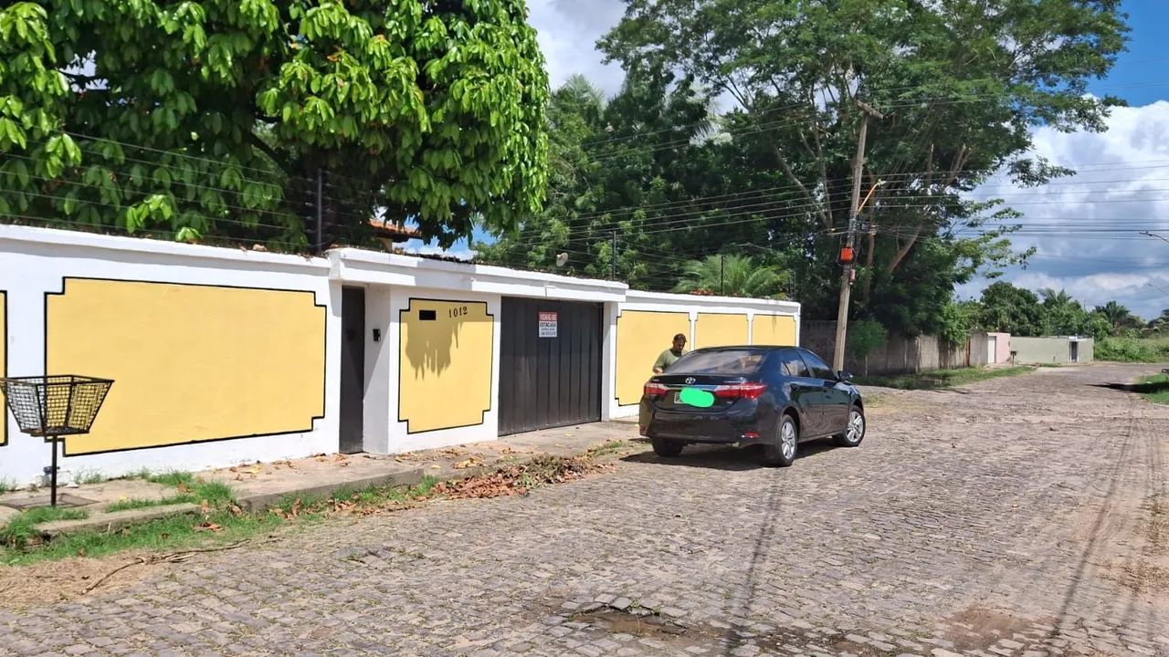 Vendo Casa na Ininga, ao lado do Campos da UFPI, terreno 20x30. Valor R$ 700.000,00