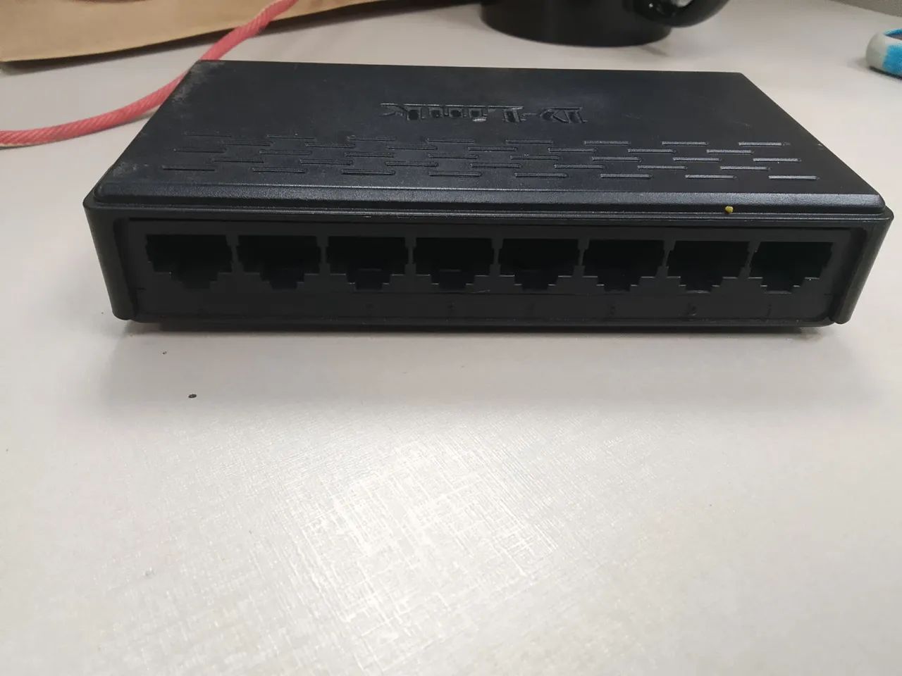 Dlink DES-1008A