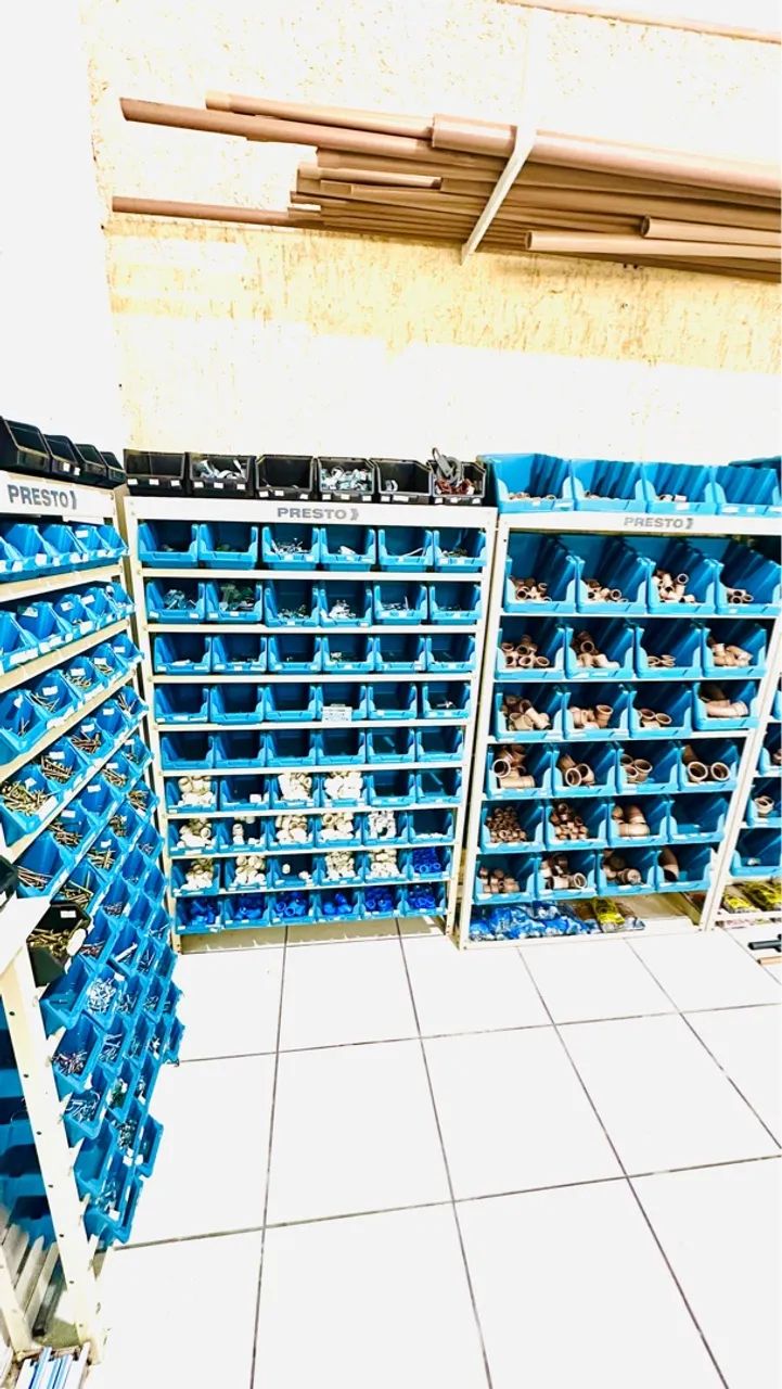 FERRAGEM COMPLETA A VENDA EM ÓTIMA LOCALIZAÇÃO  - Foto 3