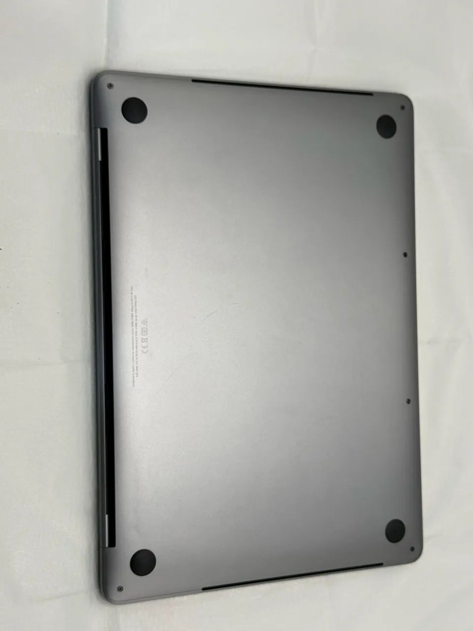 MacBook Pro 2019 i5 16RAM 512SSD touchbar - Foto 4