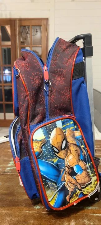 Mochila modelo Homem Aranha - Foto 4