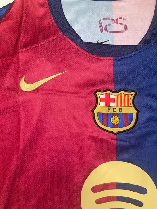 Camisas de Futebol Barcelona - Veste M - Foto 6