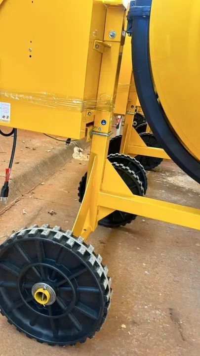 BETONEIRA MENEGOTTI PRO 400LT  - Foto 4