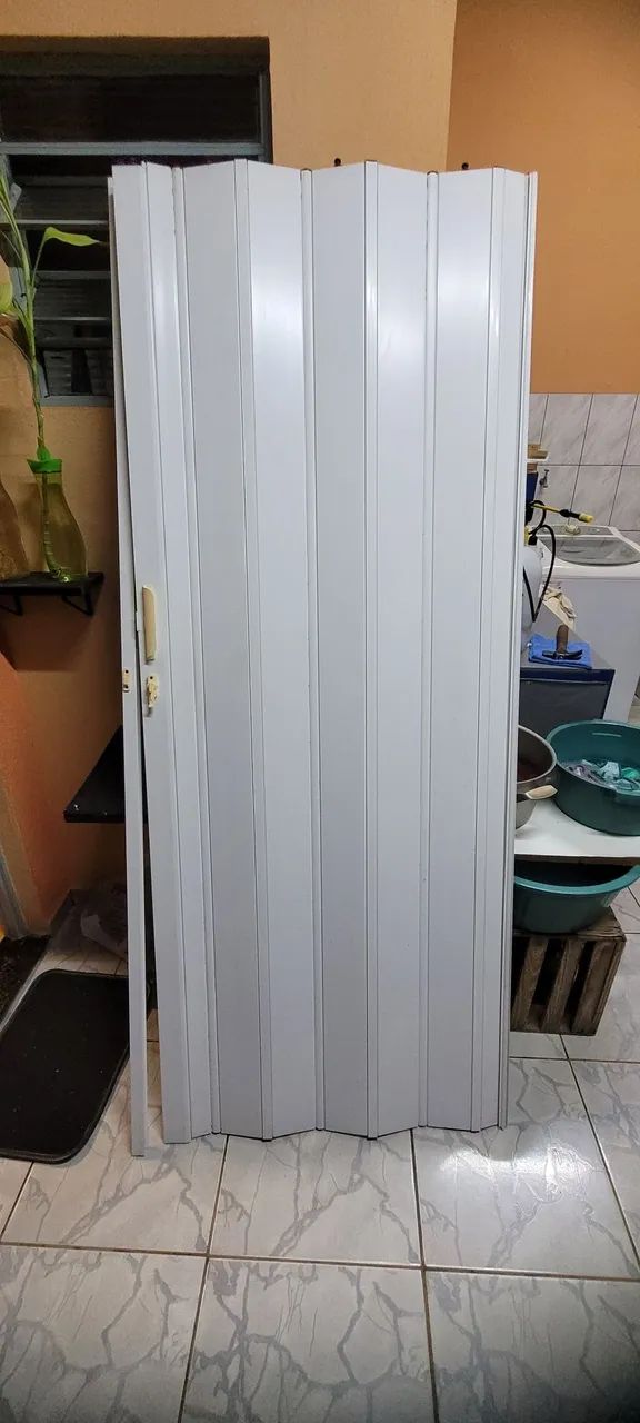 Porta Sanfonada PVC Branca - Foto 3