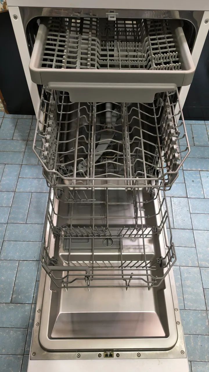 Lava louças Brastemp 10 serviços pouquíssimo uso 10x sem juros  - Foto 4