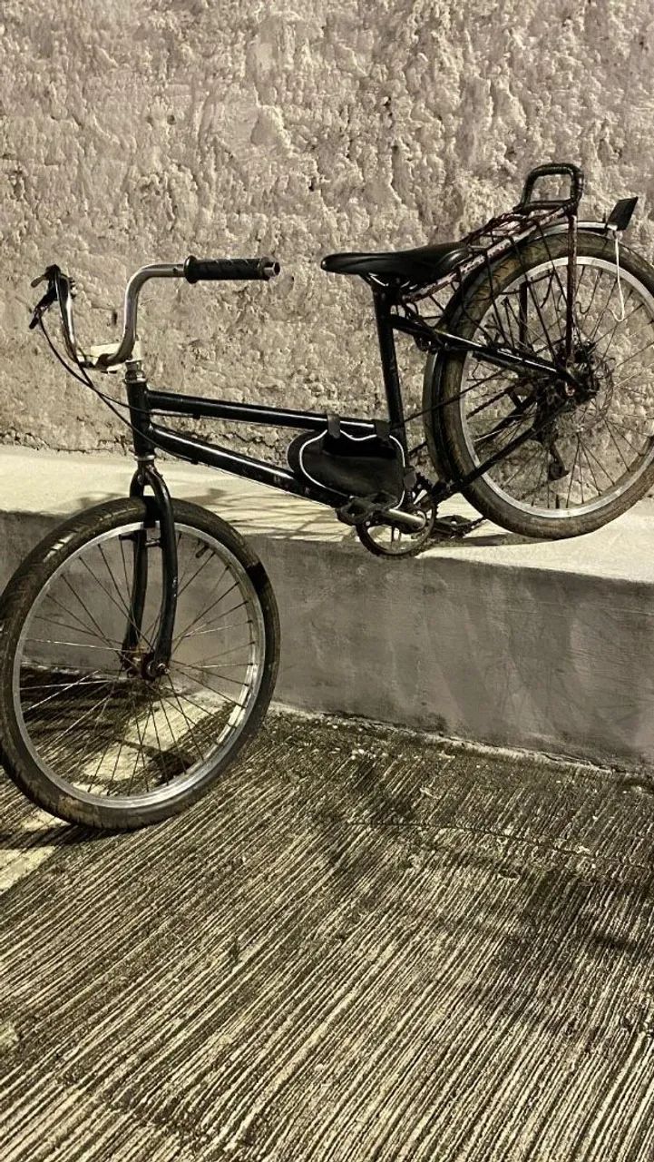 Bike montada pra grau e pra passeio(leia a descrição)