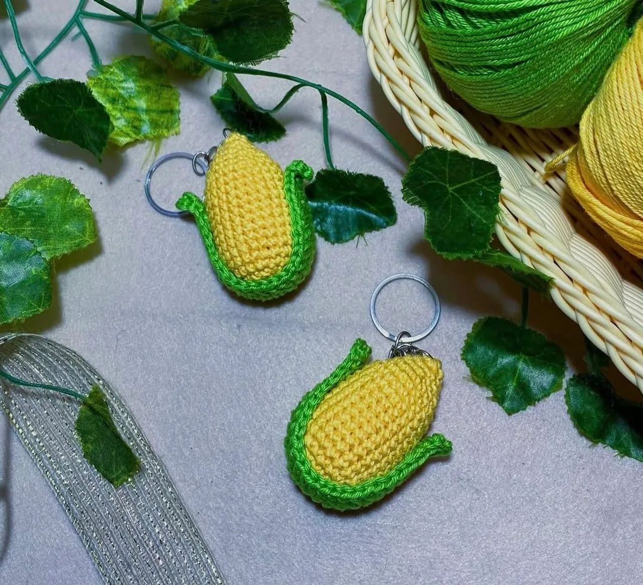 Chaveirinhos de milho de crochê amigurumi  - Foto 2