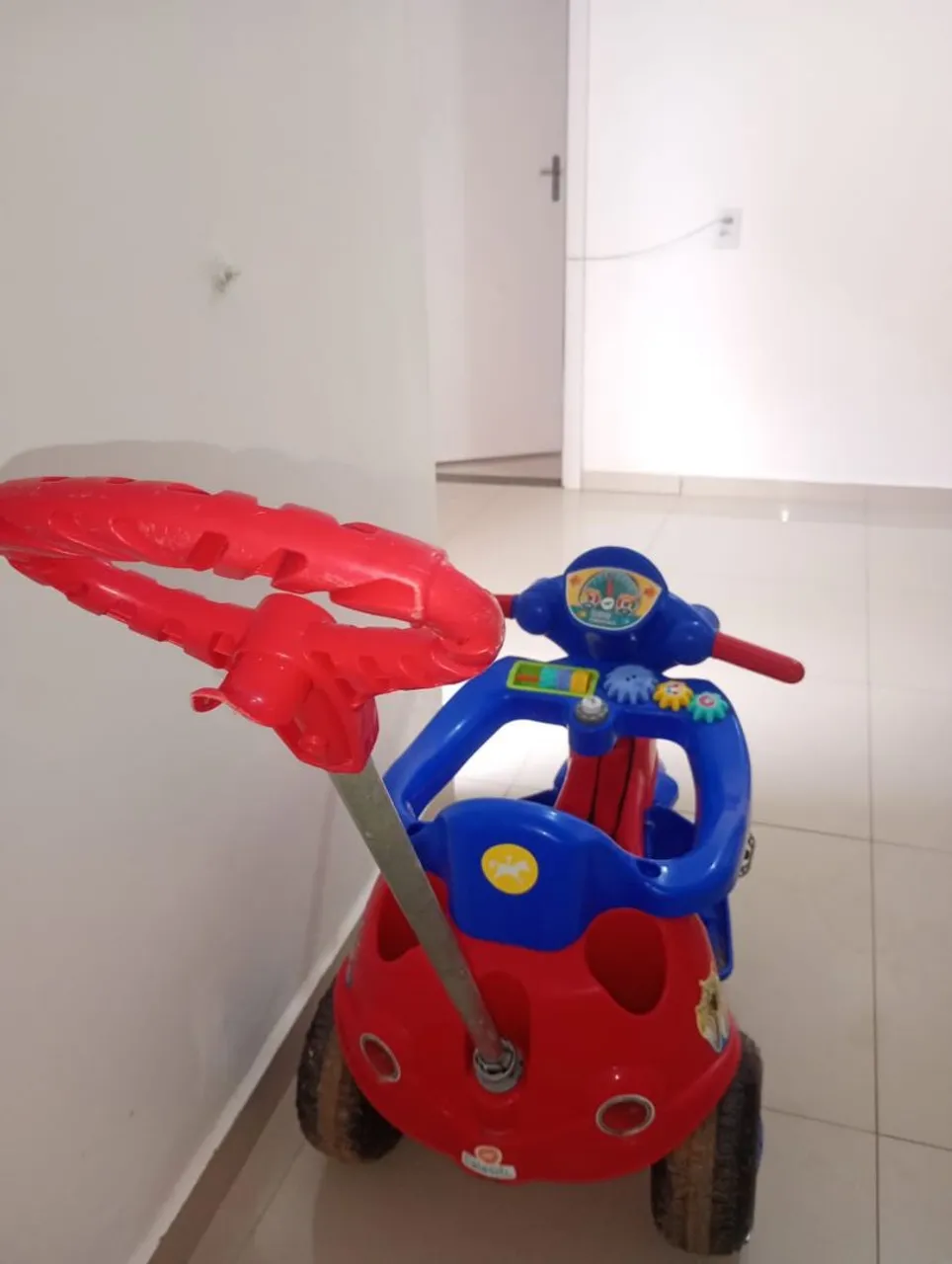 Vendo por motivo de meu bb não usar mais. 2 meses de uso !
