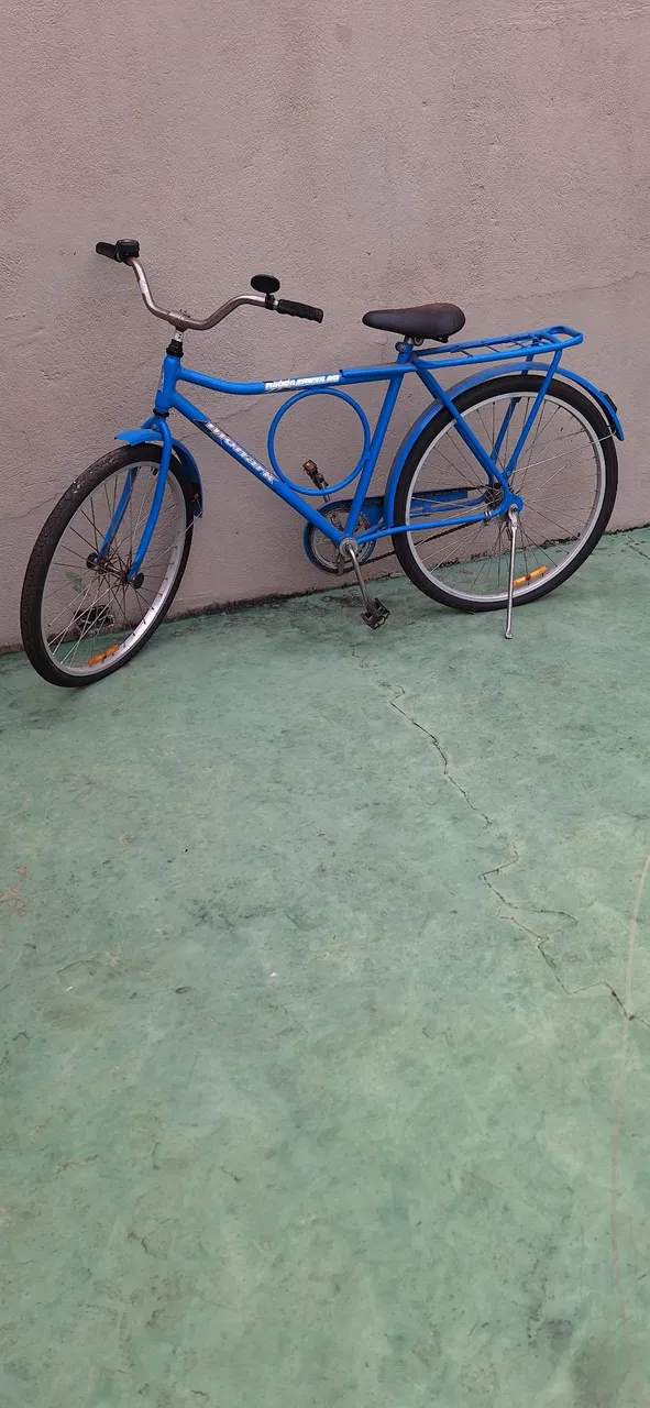 Bicicleta Azul Vintage - Perfeita para Passeios!