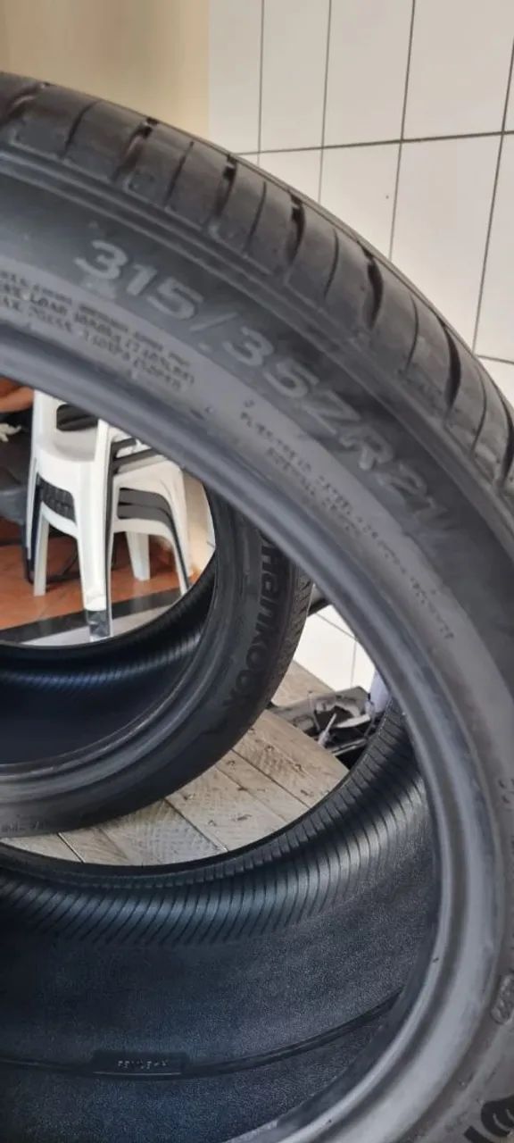 Pneu Hankook 315/35 ZR21- Mercedes AMG- Uma Semana de uso - Foto 2