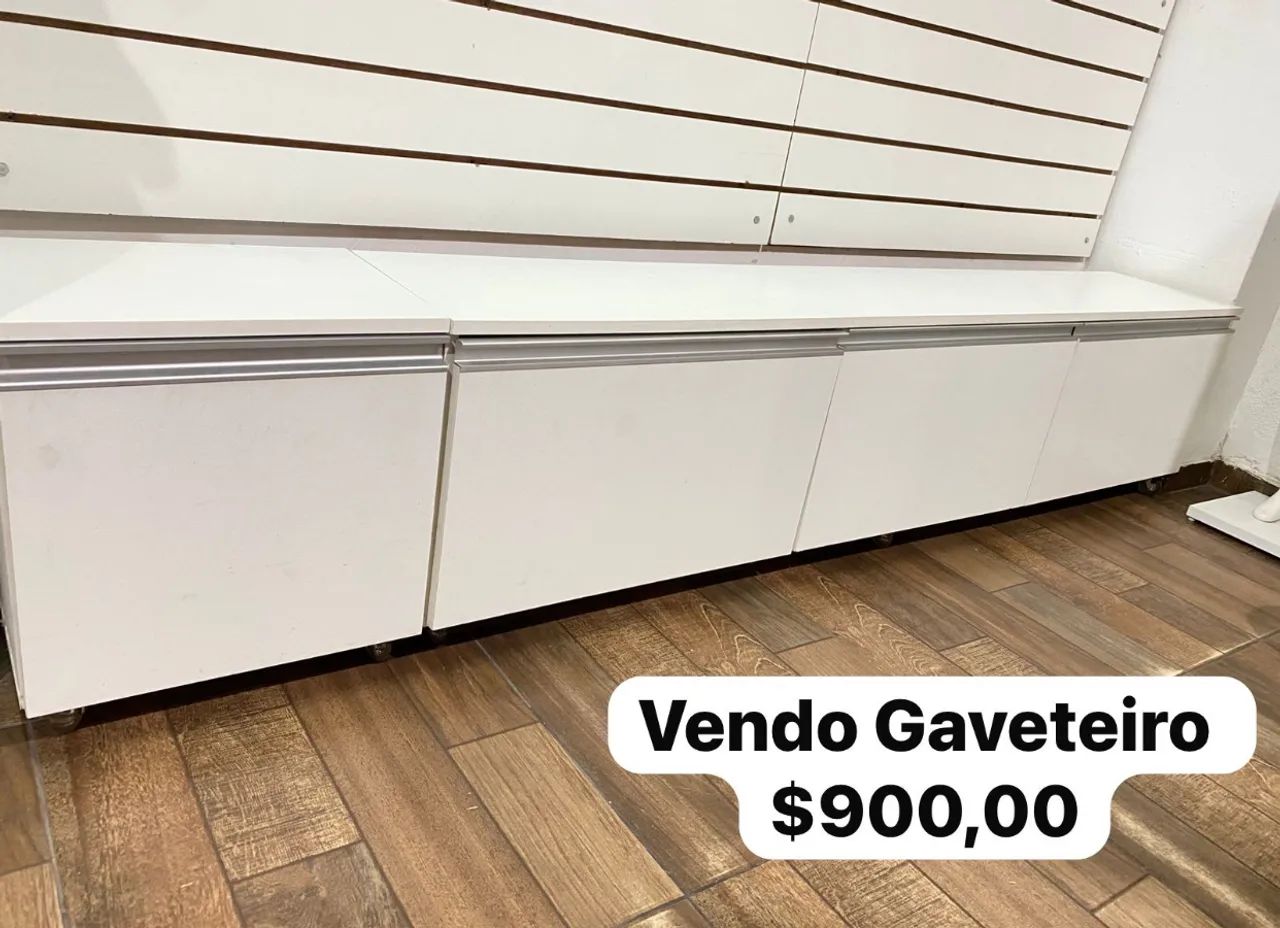 Gaveteiro branco para comércio