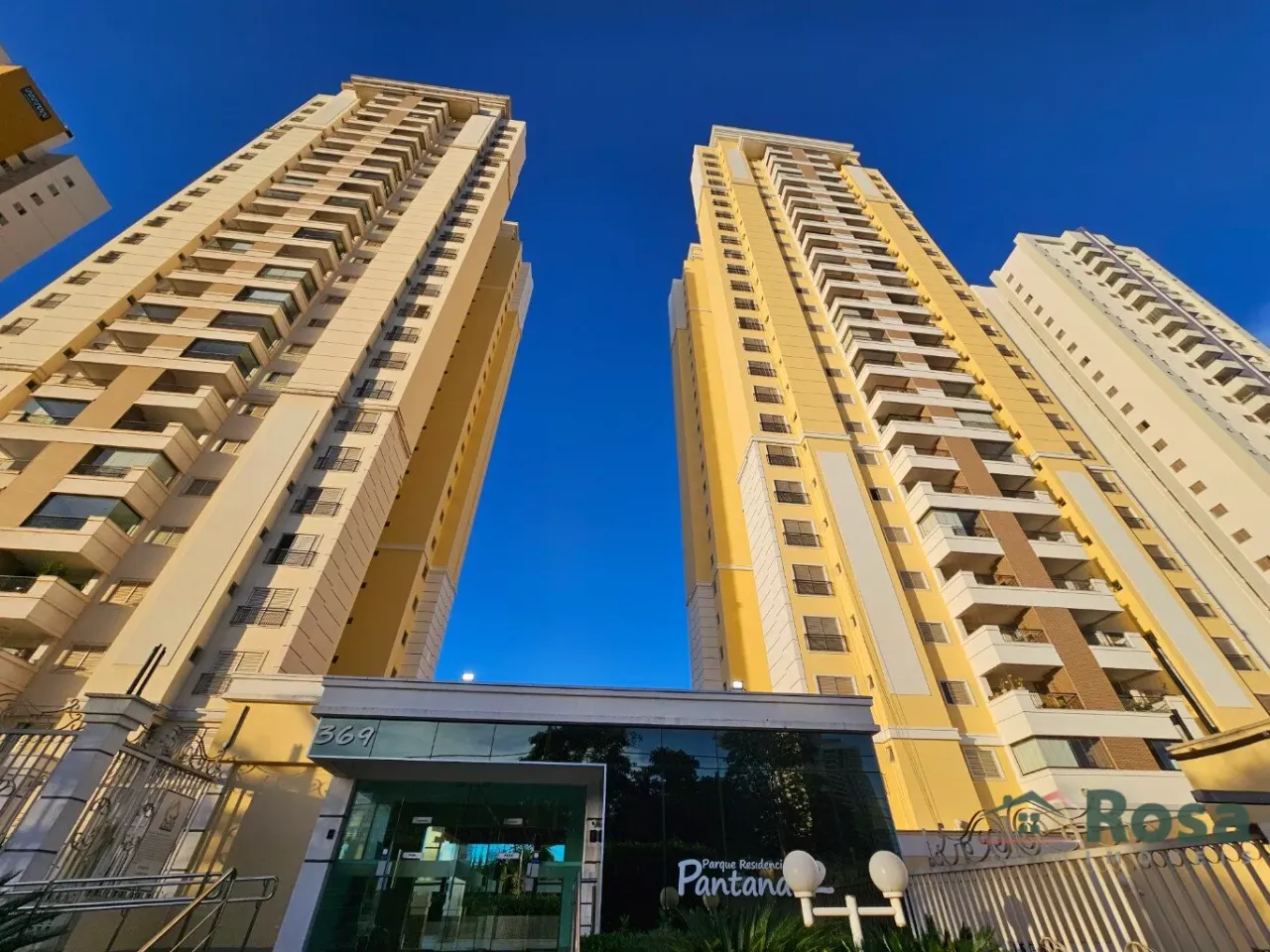 Apartamento para venda, próximo ao Shopping Pantanal, Centro Politico Administrativo, 4 qu