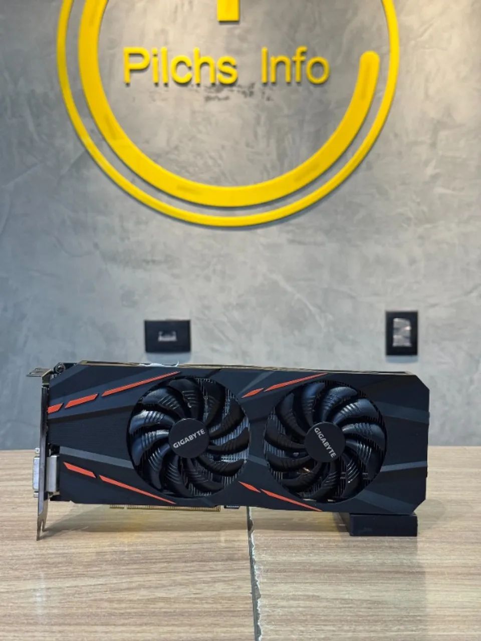GTX 1060 6GB Gigabyte - Loja física - Garantia - Olx Pay