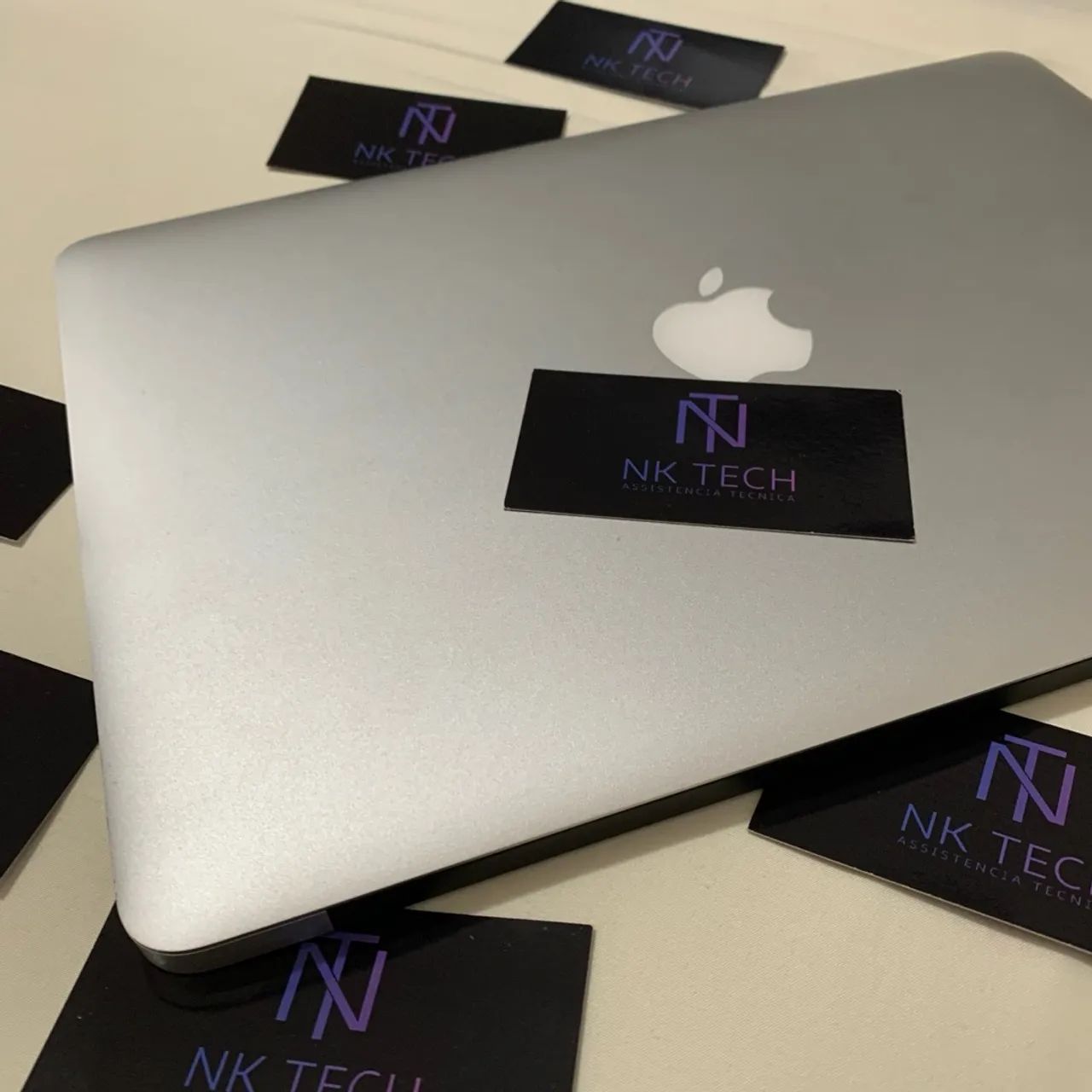 MacBook Apple 2017 - 8GB RAM | 128GB SSD | macOS Monterey | Carregador Original Incluso - Foto 5