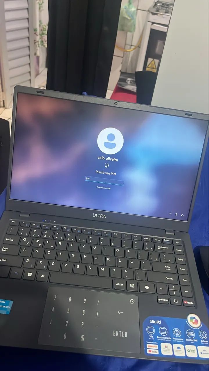 Notbook multi ultra 4 GB ram 128 Gb 