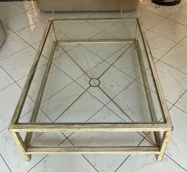 Mesa de centro de vidro