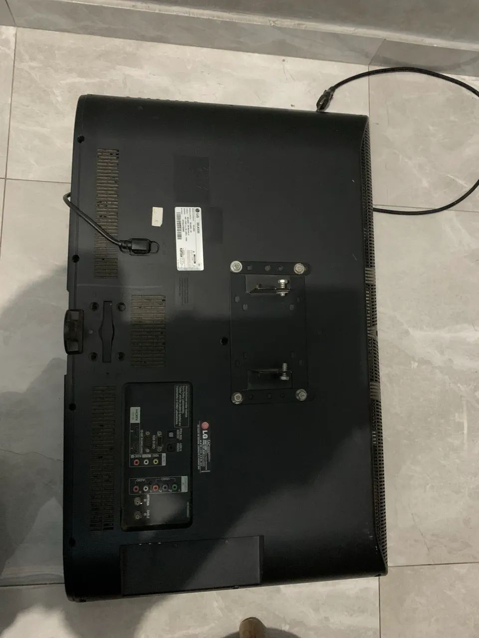 Televisão LG 32LK330 32 polegadas só não funciona a tela  - Foto 2
