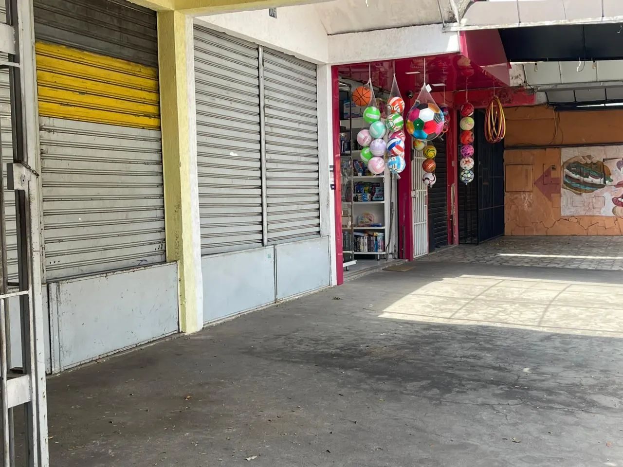 LOJA  DE RUA COM OPORTUNIDADE DE PREÇO! - Foto 2