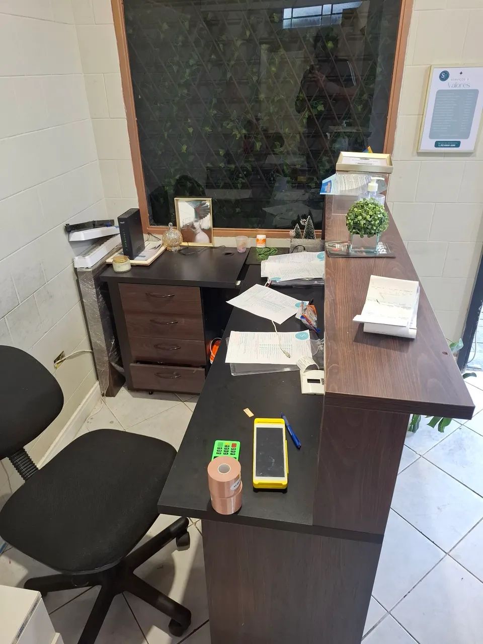 Balcão para escritório com iluminação em led - Foto 2