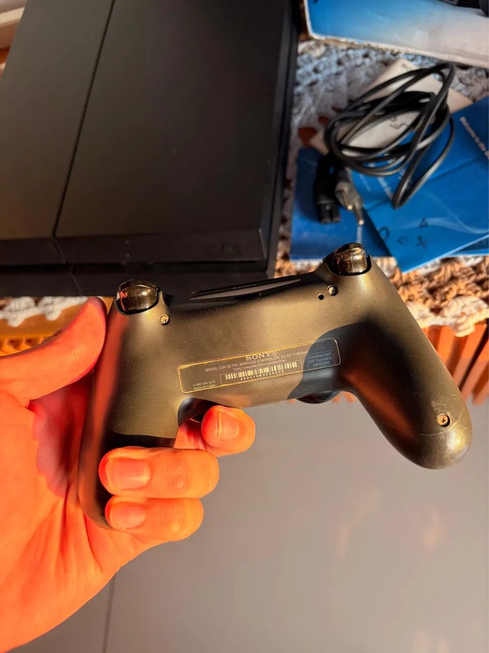 ps4 em excelente estado  - Foto 3