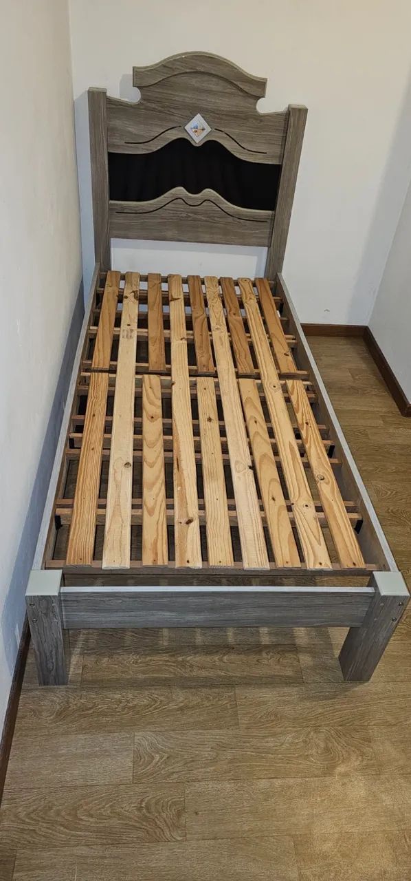Cama de madeira MDF padrão solteiro
