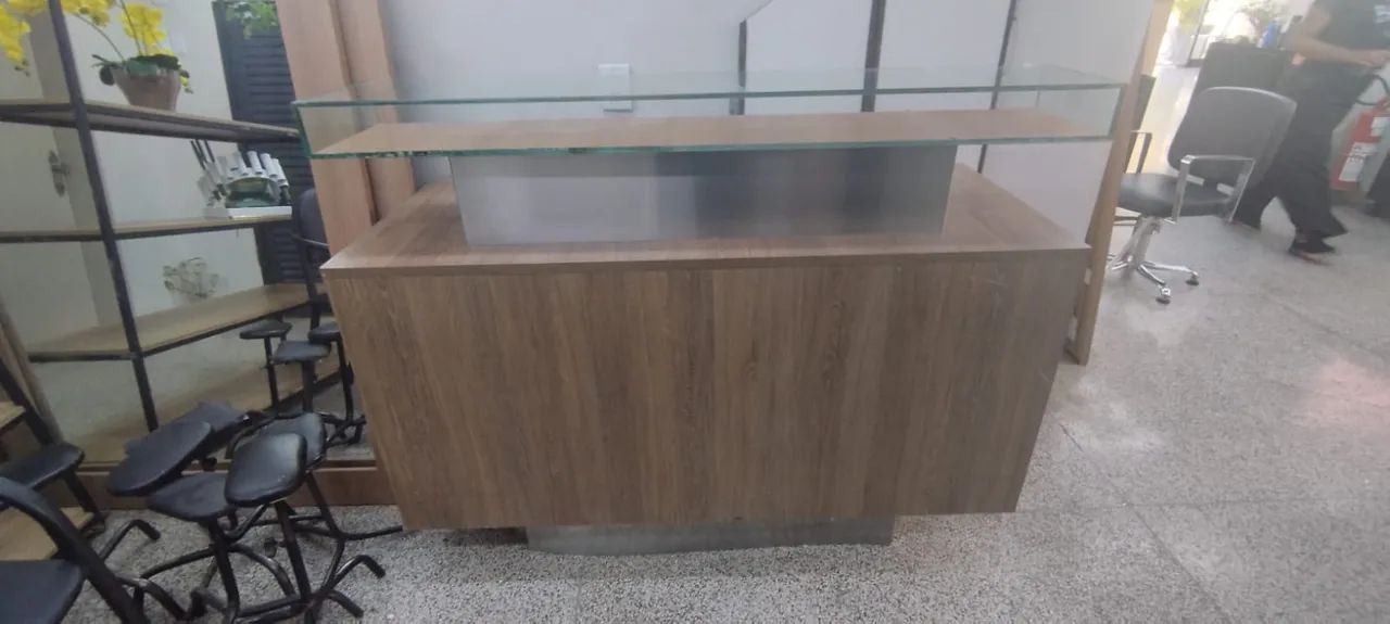 Balcão de recepção 