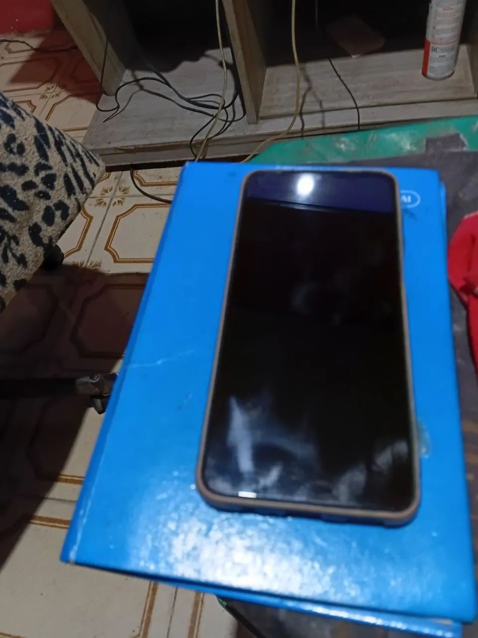 Celular Samsung A12 ler anúncio.
