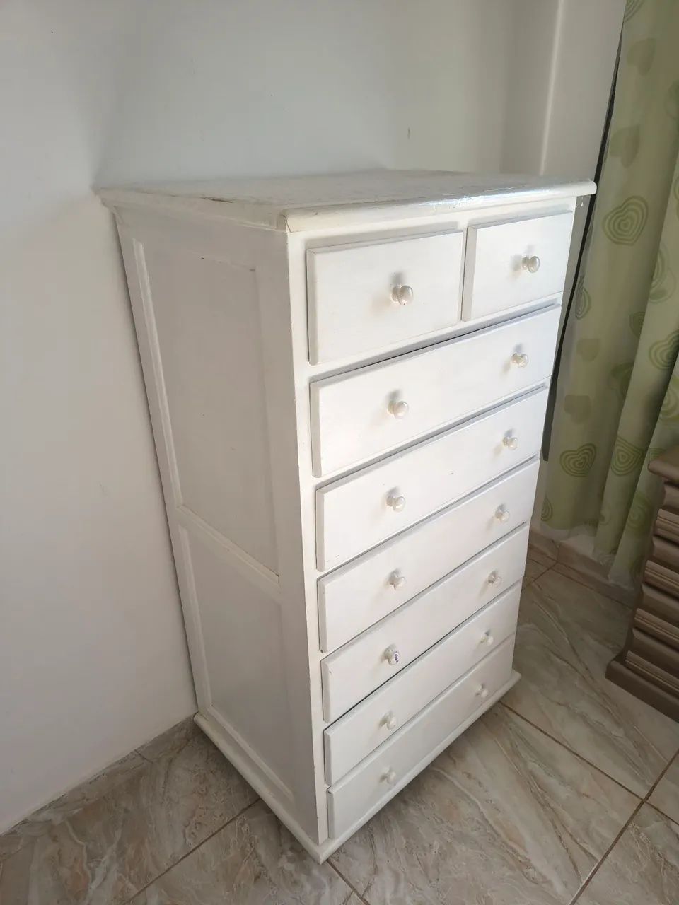 Cômoda de madeira 