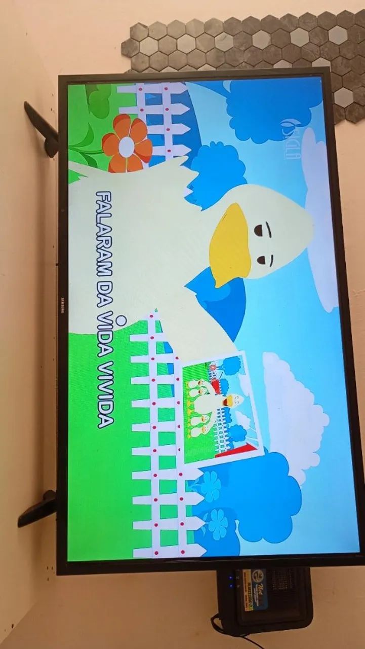 Vendo tv smart 43 polegadas  - Foto 3
