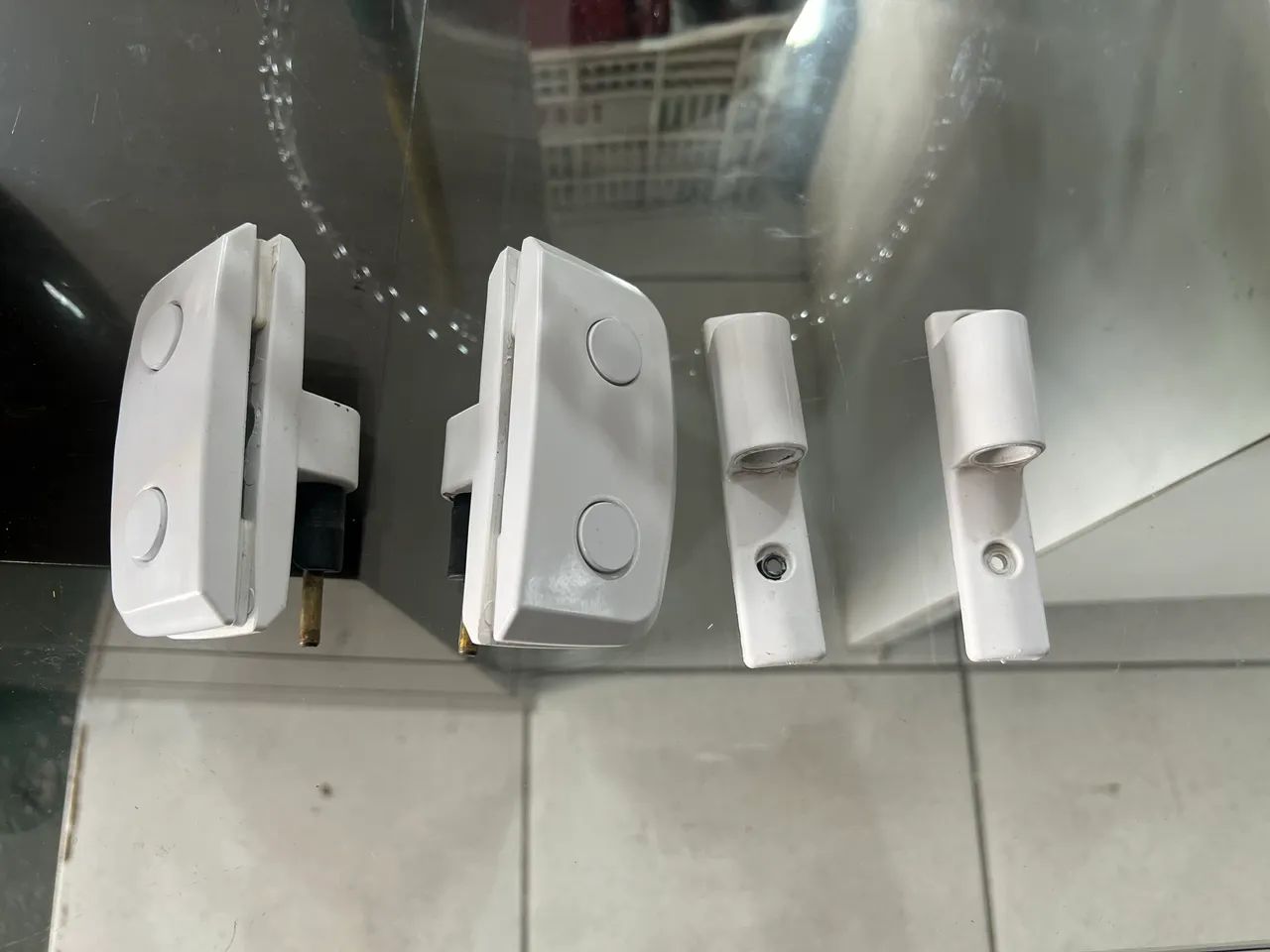Para de dobradiças automáticas para box e portas