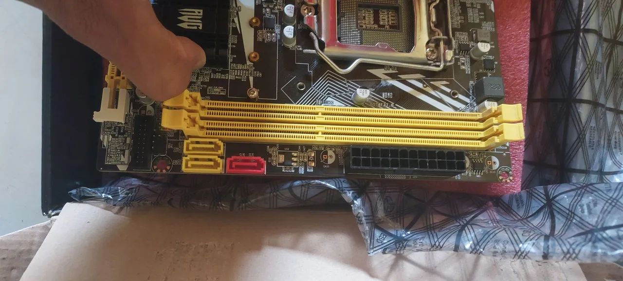 B75 REVENGER - Foto 5