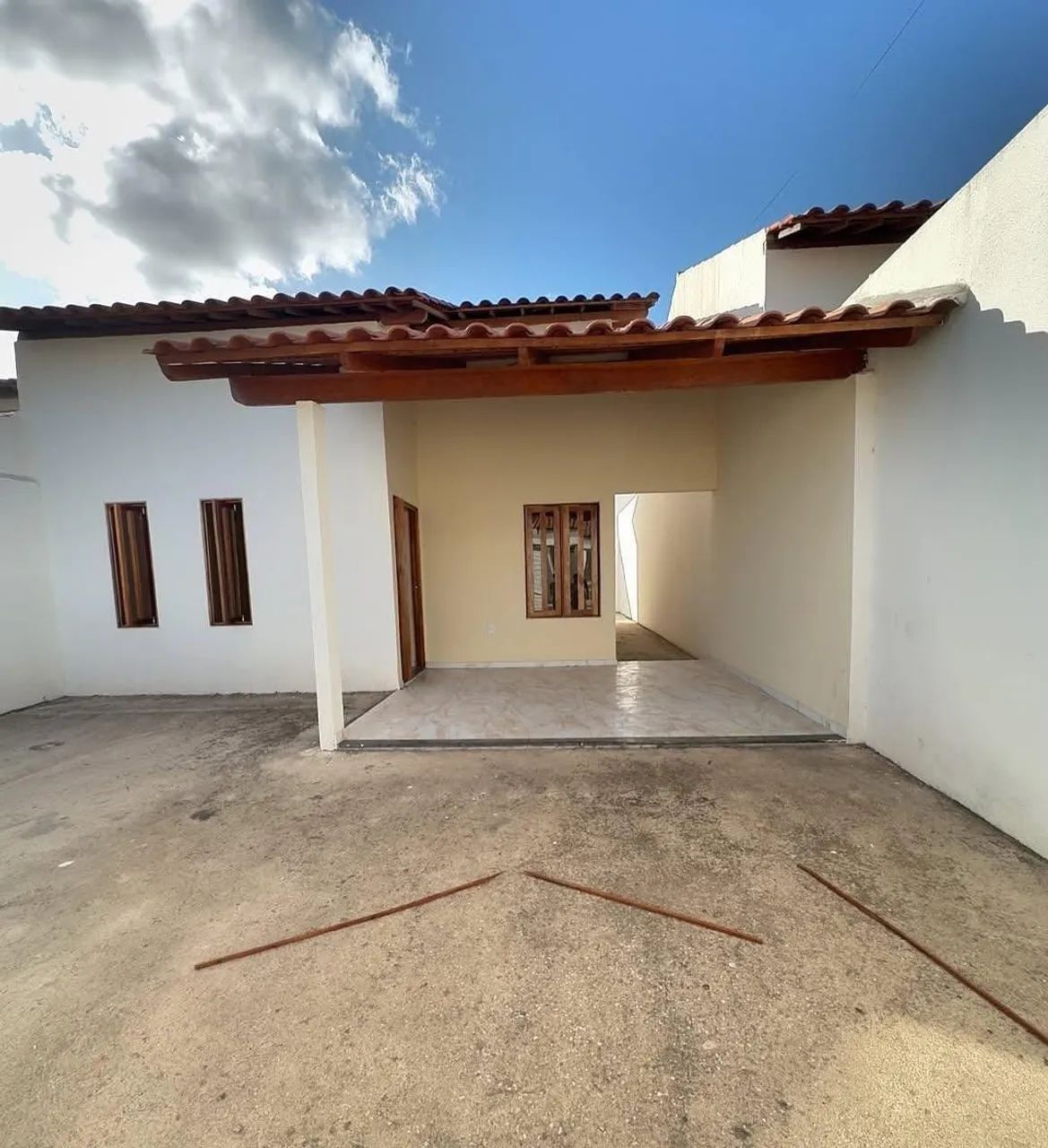 Vendo com urgência casa no guamá- SF 